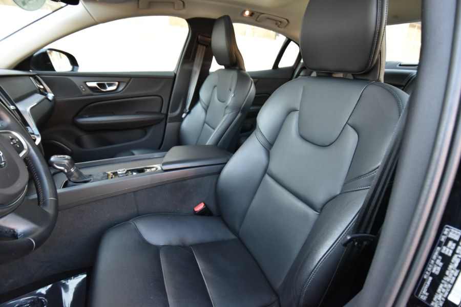 Used Volvo S60 T6 AWD Momentum 2020 | Highline Car Connection. Waterbury, Connecticut Used Volvo S60 T6 AWD Momentum 2020 | Highline Car Connection. Waterbury, Connecticut