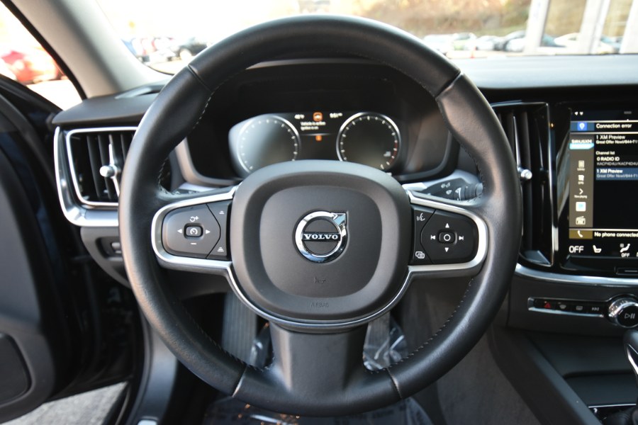 Used Volvo S60 T6 AWD Momentum 2020 | Highline Car Connection. Waterbury, Connecticut Used Volvo S60 T6 AWD Momentum 2020 | Highline Car Connection. Waterbury, Connecticut