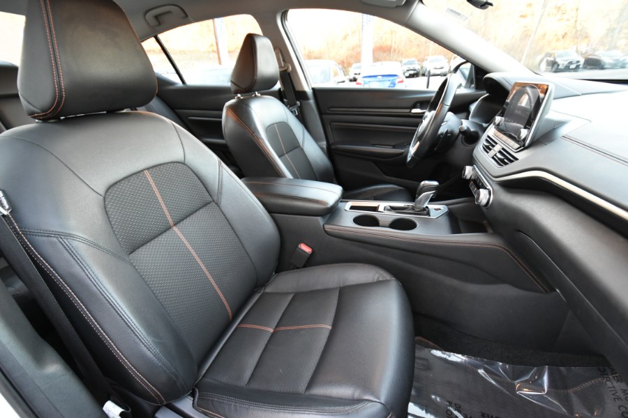 Used Nissan Altima 2.5 SR Sedan 2020 | Highline Car Connection. Waterbury, Connecticut Used Nissan Altima 2.5 SR Sedan 2020 | Highline Car Connection. Waterbury, Connecticut