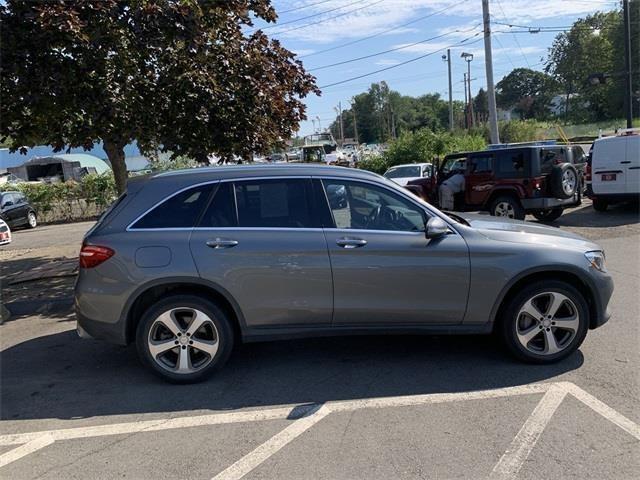 2017 Mercedes-benz Glc GLC 300, available for sale in Stratford, Connecticut | Wiz Leasing Inc. Stratford, Connecticut 2017 Mercedes-benz Glc GLC 300, available for sale in Stratford, Connecticut | Wiz Leasing Inc. Stratford, Connecticut