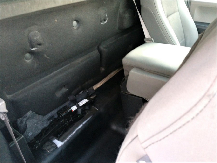 2017 Ford F-150 LONG BED / CAP XL 2WD Reg Cab 8' Box, available for sale in COPIAGUE, New York | Warwick Auto Sales Inc. COPIAGUE, New York 2017 Ford F-150 LONG BED / CAP XL 2WD Reg Cab 8' Box, available for sale in COPIAGUE, New York | Warwick Auto Sales Inc. COPIAGUE, New York