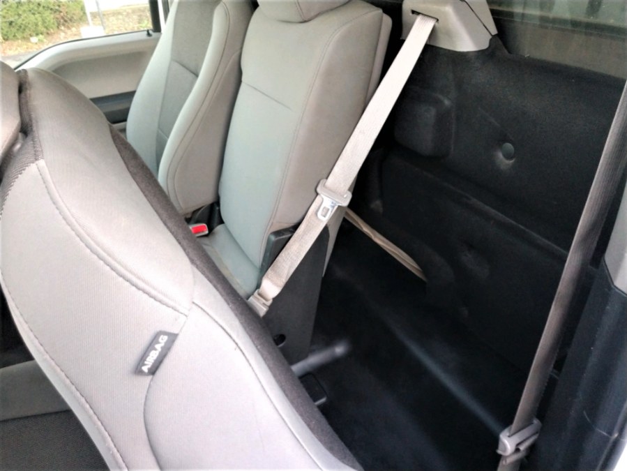 2017 Ford F-150 LONG BED / CAP XL 2WD Reg Cab 8' Box, available for sale in COPIAGUE, New York | Warwick Auto Sales Inc. COPIAGUE, New York 2017 Ford F-150 LONG BED / CAP XL 2WD Reg Cab 8' Box, available for sale in COPIAGUE, New York | Warwick Auto Sales Inc. COPIAGUE, New York