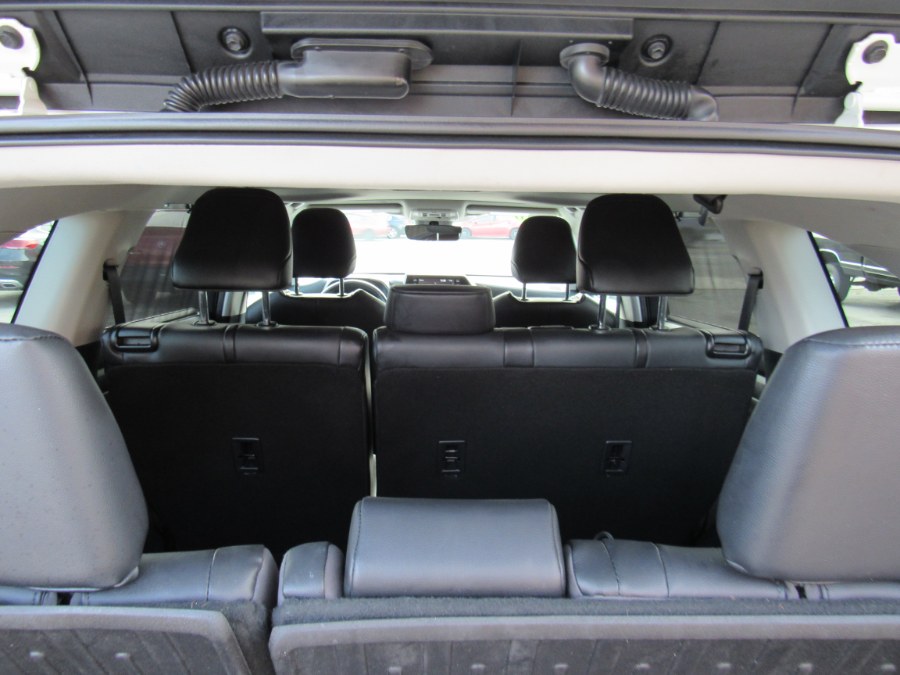 Used Toyota Highlander XLE 2020 | Hilario's Auto Sales Inc.. Worcester, Massachusetts Used Toyota Highlander XLE 2020 | Hilario's Auto Sales Inc.. Worcester, Massachusetts