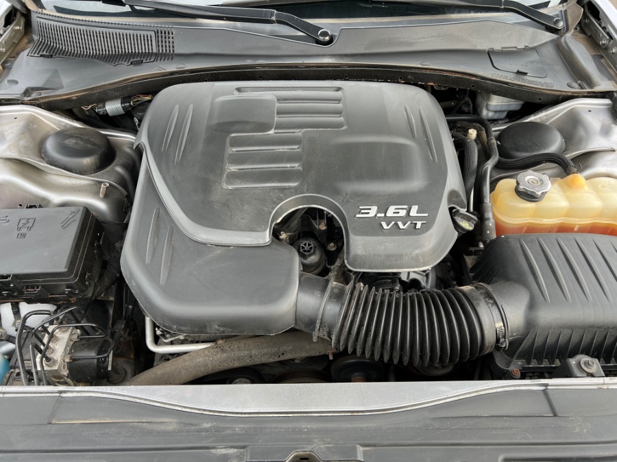 2014 Chrysler 300 4dr Sdn 300S RWD, available for sale in Ortonville, Michigan | Marsh Auto Sales LLC. Ortonville, Michigan 2014 Chrysler 300 4dr Sdn 300S RWD, available for sale in Ortonville, Michigan | Marsh Auto Sales LLC. Ortonville, Michigan