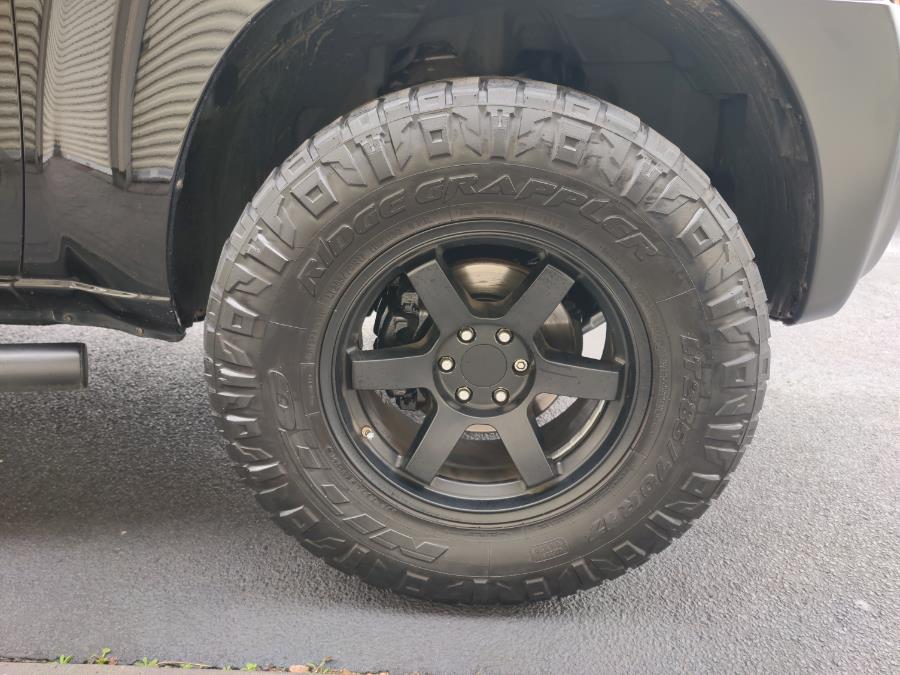 2006 Nissan Xterra 4dr SE V6 Auto 4WD, available for sale in Wantagh, New York | Alpine Motors Inc. Wantagh, New York 2006 Nissan Xterra 4dr SE V6 Auto 4WD, available for sale in Wantagh, New York | Alpine Motors Inc. Wantagh, New York