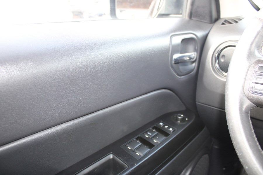2015 Jeep Patriot 4WD 4dr High Altitude, available for sale in Plantsville, Connecticut | Auto House of Luxury. Plantsville, Connecticut 2015 Jeep Patriot 4WD 4dr High Altitude, available for sale in Plantsville, Connecticut | Auto House of Luxury. Plantsville, Connecticut