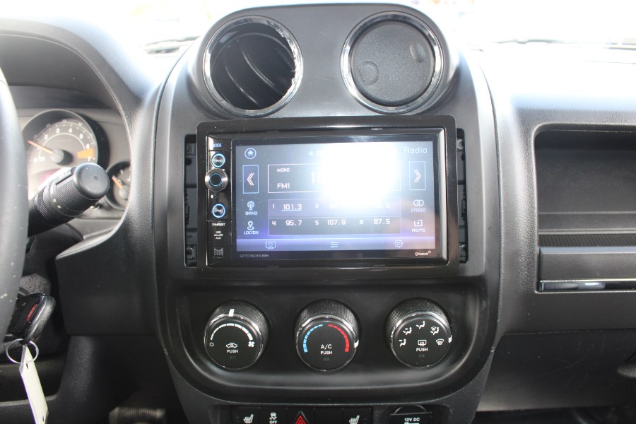 2015 Jeep Patriot 4WD 4dr High Altitude, available for sale in Plantsville, Connecticut | Auto House of Luxury. Plantsville, Connecticut 2015 Jeep Patriot 4WD 4dr High Altitude, available for sale in Plantsville, Connecticut | Auto House of Luxury. Plantsville, Connecticut