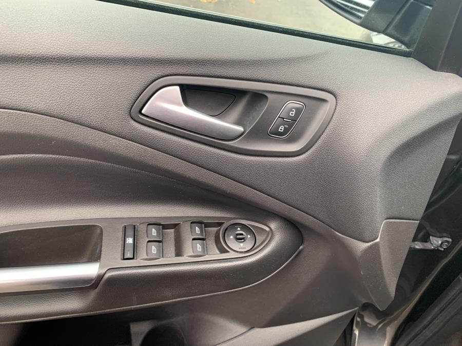 Used Ford Escape SEL 4WD 2018 | Saybrook Auto Barn. Old Saybrook, Connecticut Used Ford Escape SEL 4WD 2018 | Saybrook Auto Barn. Old Saybrook, Connecticut