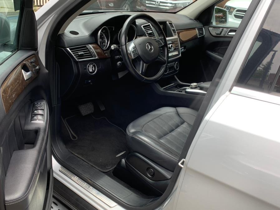 Used Mercedes-Benz GL 4MATIC 4dr GL 450 2016 | Champion Used Auto Sales LLC. Newark, New Jersey Used Mercedes-Benz GL 4MATIC 4dr GL 450 2016 | Champion Used Auto Sales LLC. Newark, New Jersey