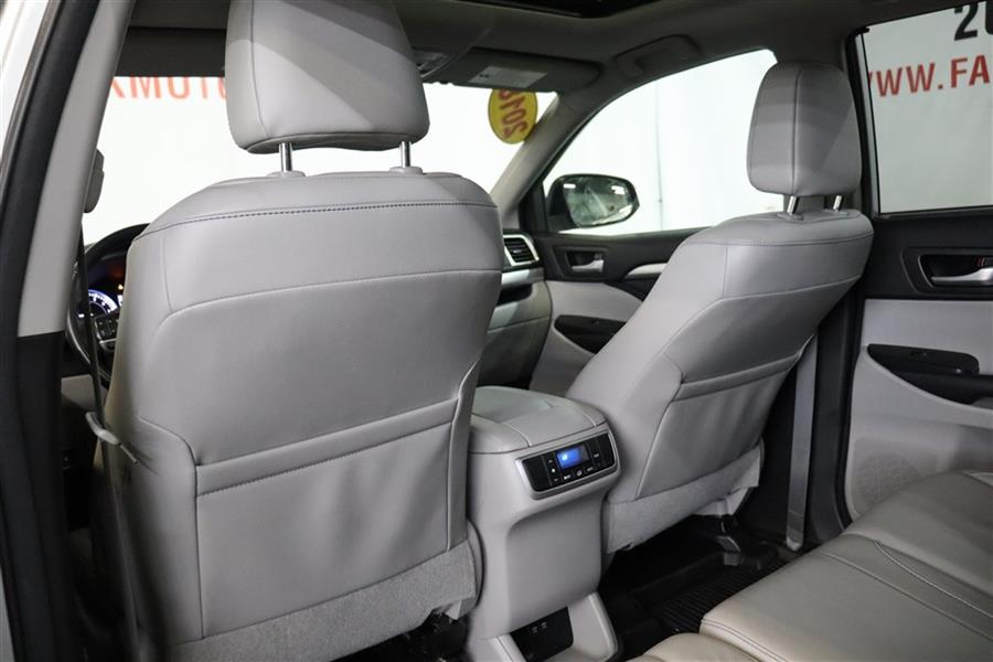Used Toyota Highlander XLE 2018 | Fast Track Motors. Paterson, New Jersey Used Toyota Highlander XLE 2018 | Fast Track Motors. Paterson, New Jersey