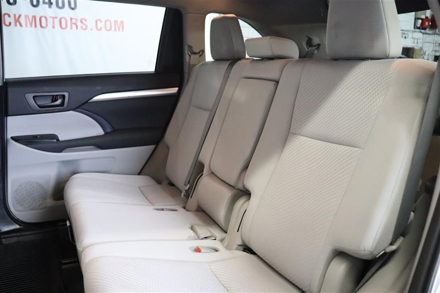 2019 Toyota Highlander LE, available for sale in Paterson, New Jersey | Fast Track Motors. Paterson, New Jersey 2019 Toyota Highlander LE, available for sale in Paterson, New Jersey | Fast Track Motors. Paterson, New Jersey