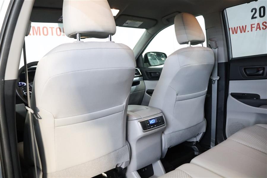 2019 Toyota Highlander LE, available for sale in Paterson, New Jersey | Fast Track Motors. Paterson, New Jersey 2019 Toyota Highlander LE, available for sale in Paterson, New Jersey | Fast Track Motors. Paterson, New Jersey