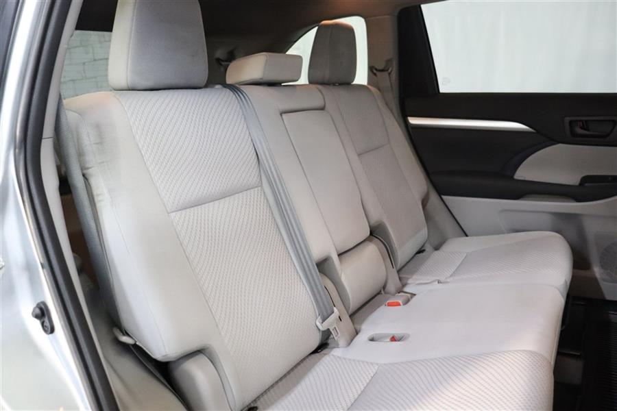 2019 Toyota Highlander LE, available for sale in Paterson, New Jersey | Fast Track Motors. Paterson, New Jersey 2019 Toyota Highlander LE, available for sale in Paterson, New Jersey | Fast Track Motors. Paterson, New Jersey