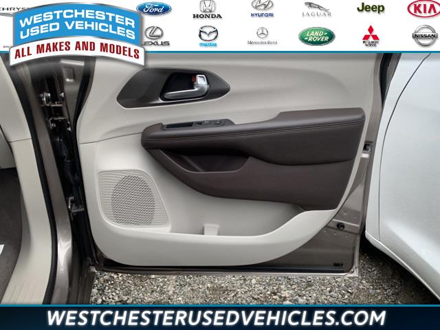 Used Chrysler Pacifica Touring L 2018 | Westchester Used Vehicles. White Plains, New York Used Chrysler Pacifica Touring L 2018 | Westchester Used Vehicles. White Plains, New York