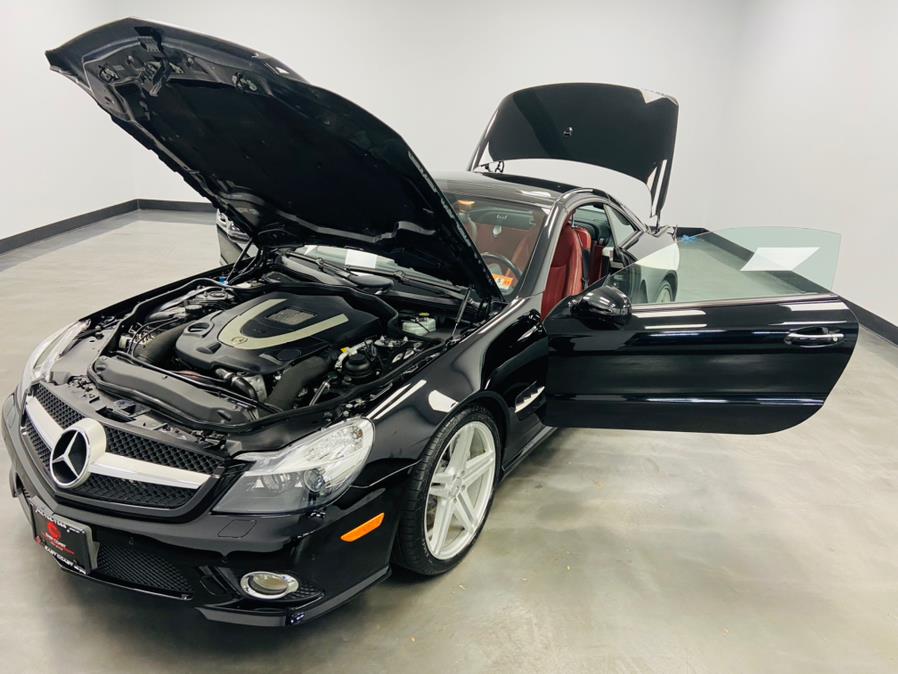 2009 Mercedes-Benz SL-Class 2dr Roadster 5.5L V8, available for sale in Linden, New Jersey | East Coast Auto Group. Linden, New Jersey 2009 Mercedes-Benz SL-Class 2dr Roadster 5.5L V8, available for sale in Linden, New Jersey | East Coast Auto Group. Linden, New Jersey