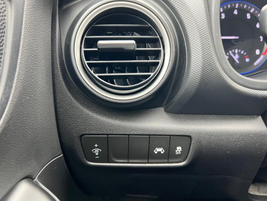 Used Hyundai Kona SE Auto FWD 2020 | NJ Used Cars Center. Irvington, New Jersey Used Hyundai Kona SE Auto FWD 2020 | NJ Used Cars Center. Irvington, New Jersey
