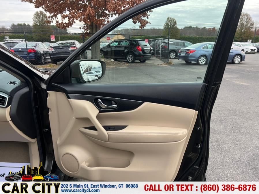 2014 Nissan Rogue AWD 4dr S, available for sale in East Windsor, Connecticut | Car City LLC. East Windsor, Connecticut 2014 Nissan Rogue AWD 4dr S, available for sale in East Windsor, Connecticut | Car City LLC. East Windsor, Connecticut