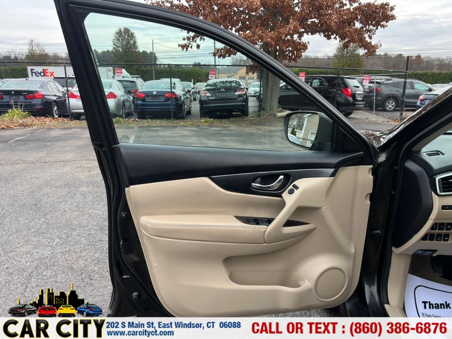 2014 Nissan Rogue AWD 4dr S, available for sale in East Windsor, Connecticut | Car City LLC. East Windsor, Connecticut 2014 Nissan Rogue AWD 4dr S, available for sale in East Windsor, Connecticut | Car City LLC. East Windsor, Connecticut
