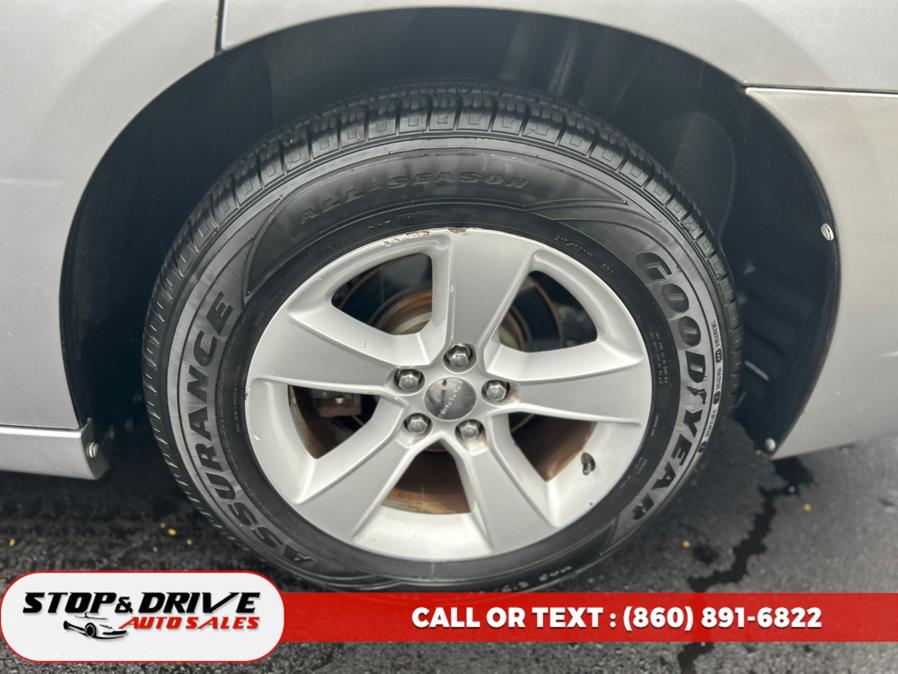 2011 Dodge Charger 4dr Sdn Rallye RWD, available for sale in East Windsor, Connecticut | Stop & Drive Auto Sales. East Windsor, Connecticut 2011 Dodge Charger 4dr Sdn Rallye RWD, available for sale in East Windsor, Connecticut | Stop & Drive Auto Sales. East Windsor, Connecticut