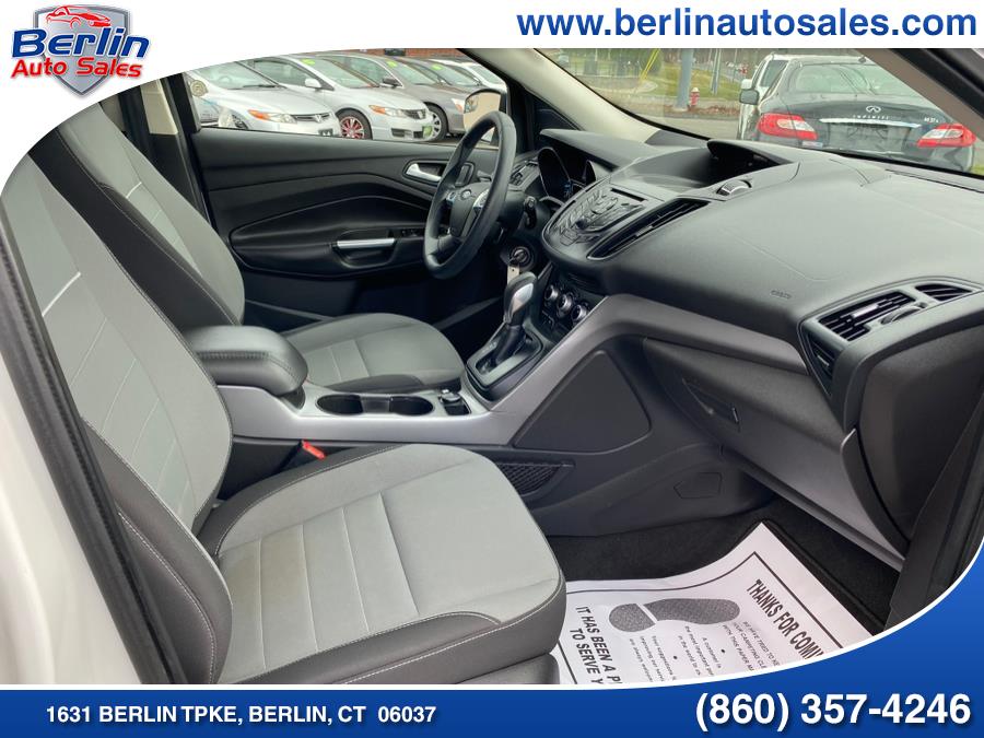 2014 Ford Escape 4WD 4dr SE, available for sale in Berlin, Connecticut | Berlin Auto Sales LLC. Berlin, Connecticut 2014 Ford Escape 4WD 4dr SE, available for sale in Berlin, Connecticut | Berlin Auto Sales LLC. Berlin, Connecticut