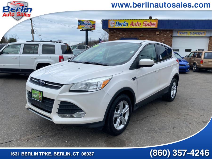 Used Ford Escape 4WD 4dr SE 2014 | Berlin Auto Sales LLC. Berlin, Connecticut