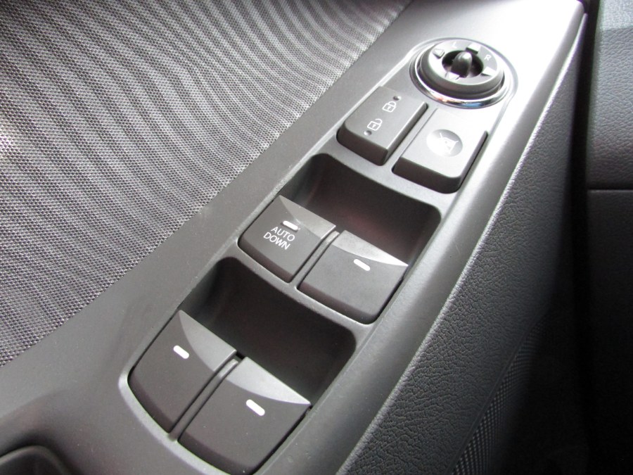 2012 Hyundai Elantra 4dr Sdn Auto GLS, available for sale in East Windsor, Connecticut | United Auto Sales of E Windsor, Inc. East Windsor, Connecticut 2012 Hyundai Elantra 4dr Sdn Auto GLS, available for sale in East Windsor, Connecticut | United Auto Sales of E Windsor, Inc. East Windsor, Connecticut