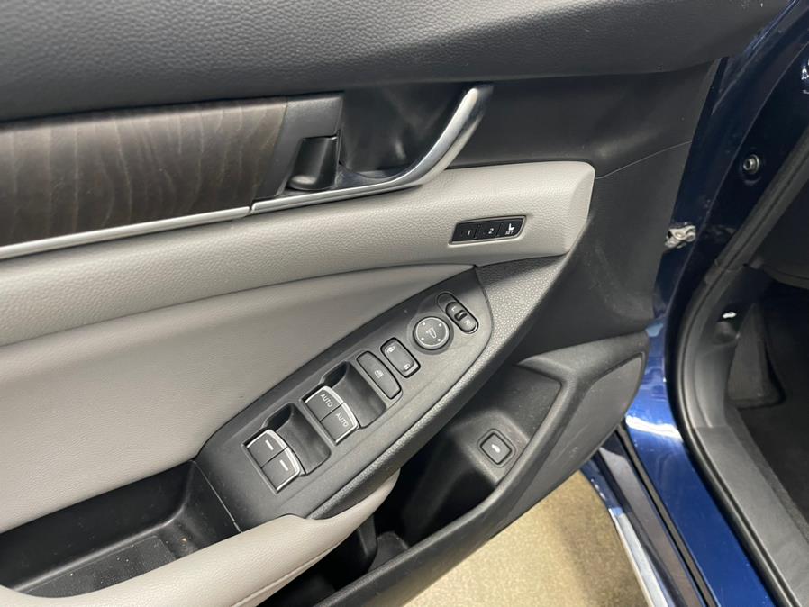 2018 Honda Accord Sedan EX-L 1.5T CVT, available for sale in Inwood, New York | 5 Towns Drive. Inwood, New York 2018 Honda Accord Sedan EX-L 1.5T CVT, available for sale in Inwood, New York | 5 Towns Drive. Inwood, New York