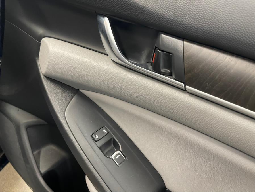 2018 Honda Accord Sedan EX-L 1.5T CVT, available for sale in Inwood, New York | 5 Towns Drive. Inwood, New York 2018 Honda Accord Sedan EX-L 1.5T CVT, available for sale in Inwood, New York | 5 Towns Drive. Inwood, New York