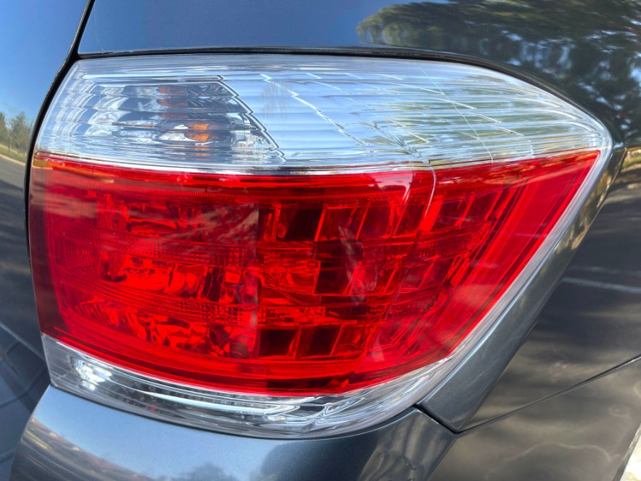 2013 Toyota Highlander FWD 4dr I4 SE, available for sale in Lake Forest, California | Pacific Green Line. Lake Forest, California 2013 Toyota Highlander FWD 4dr I4 SE, available for sale in Lake Forest, California | Pacific Green Line. Lake Forest, California