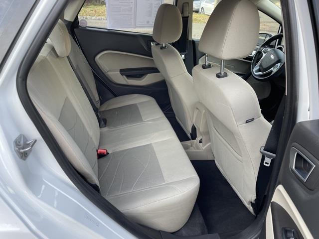 Used Ford Fiesta SE 2014 | Blasius of Danbury. Danbury, Connecticut Used Ford Fiesta SE 2014 | Blasius of Danbury. Danbury, Connecticut
