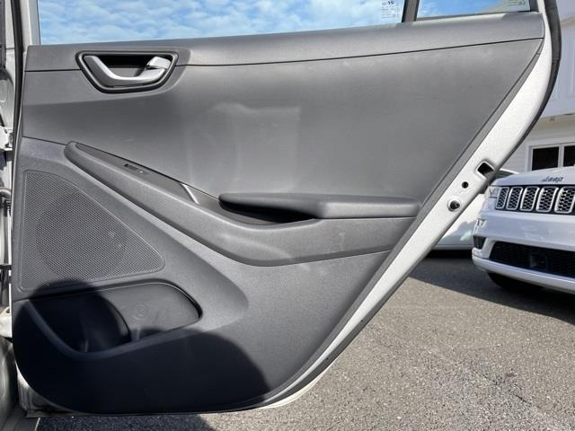 Used Hyundai Ioniq Plug-in Hybrid Base 2019 | Blasius Federal Road. Brookfield, Connecticut Used Hyundai Ioniq Plug-in Hybrid Base 2019 | Blasius Federal Road. Brookfield, Connecticut