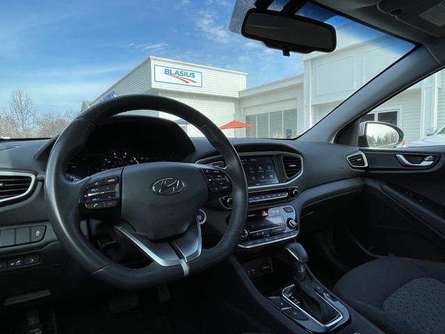 Used Hyundai Ioniq Plug-in Hybrid Base 2019 | Blasius Federal Road. Brookfield, Connecticut Used Hyundai Ioniq Plug-in Hybrid Base 2019 | Blasius Federal Road. Brookfield, Connecticut