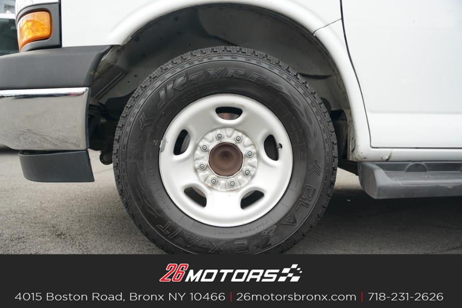 Used Chevrolet Express Passenger RWD 3500 155" LT 2020 | 26 Motors Bronx. Bronx, New York Used Chevrolet Express Passenger RWD 3500 155" LT 2020 | 26 Motors Bronx. Bronx, New York
