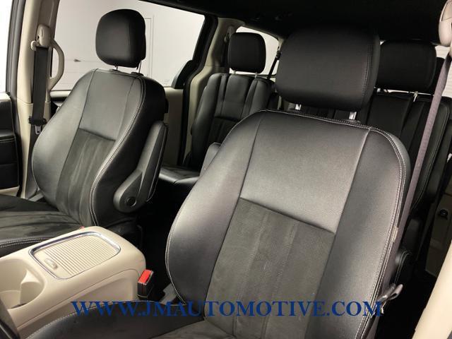 Used Dodge Grand Caravan SXT Wagon 2019 | J&M Automotive Sls&Svc LLC. Naugatuck, Connecticut Used Dodge Grand Caravan SXT Wagon 2019 | J&M Automotive Sls&Svc LLC. Naugatuck, Connecticut