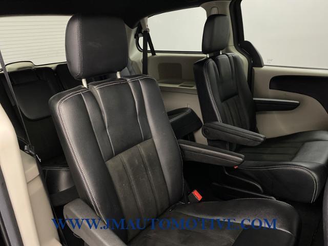 Used Dodge Grand Caravan SXT Wagon 2019 | J&M Automotive Sls&Svc LLC. Naugatuck, Connecticut Used Dodge Grand Caravan SXT Wagon 2019 | J&M Automotive Sls&Svc LLC. Naugatuck, Connecticut