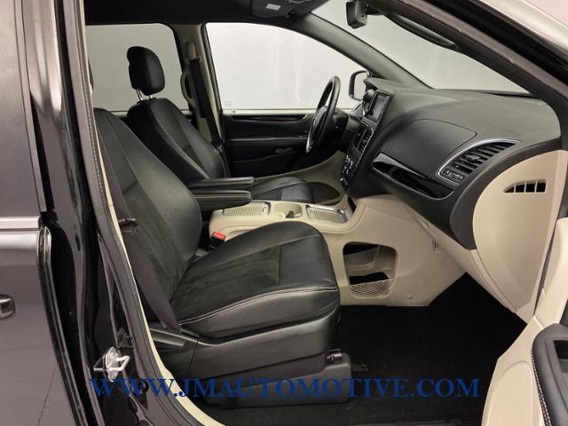 Used Dodge Grand Caravan SXT Wagon 2019 | J&M Automotive Sls&Svc LLC. Naugatuck, Connecticut Used Dodge Grand Caravan SXT Wagon 2019 | J&M Automotive Sls&Svc LLC. Naugatuck, Connecticut