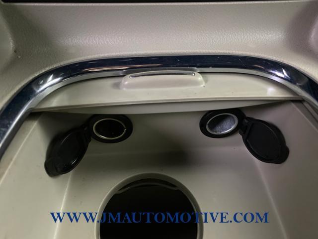 Used Dodge Grand Caravan SXT Wagon 2019 | J&M Automotive Sls&Svc LLC. Naugatuck, Connecticut Used Dodge Grand Caravan SXT Wagon 2019 | J&M Automotive Sls&Svc LLC. Naugatuck, Connecticut