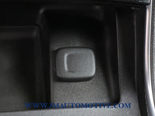 2014 Chevrolet Impala 4dr Sdn LT w/2LT, available for sale in Naugatuck, Connecticut | J&M Automotive Sls&Svc LLC. Naugatuck, Connecticut 2014 Chevrolet Impala 4dr Sdn LT w/2LT, available for sale in Naugatuck, Connecticut | J&M Automotive Sls&Svc LLC. Naugatuck, Connecticut