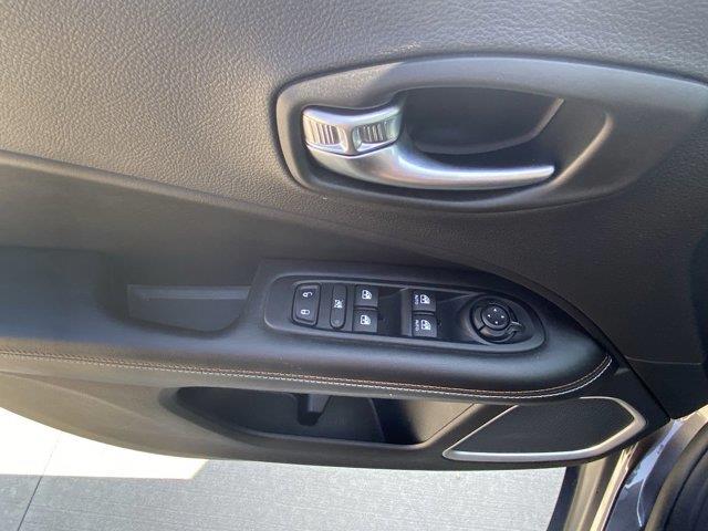 2019 Jeep Compass Latitude, available for sale in Great Neck, New York | Camy Cars. Great Neck, New York 2019 Jeep Compass Latitude, available for sale in Great Neck, New York | Camy Cars. Great Neck, New York