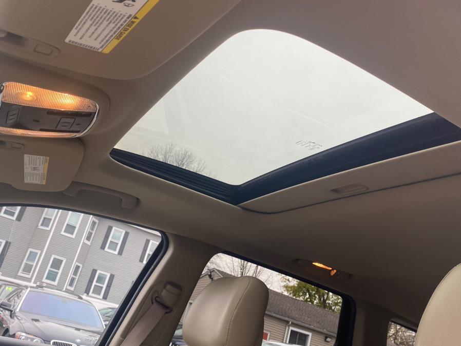 2014 Jeep Grand Cherokee 4WD 4dr Limited, available for sale in Hartford, Connecticut | VEB Auto Sales. Hartford, Connecticut 2014 Jeep Grand Cherokee 4WD 4dr Limited, available for sale in Hartford, Connecticut | VEB Auto Sales. Hartford, Connecticut