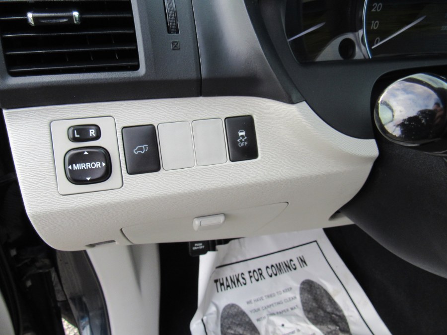 2013 Toyota Venza LE, available for sale in Worcester, Massachusetts | Hilario's Auto Sales Inc.. Worcester, Massachusetts 2013 Toyota Venza LE, available for sale in Worcester, Massachusetts | Hilario's Auto Sales Inc.. Worcester, Massachusetts