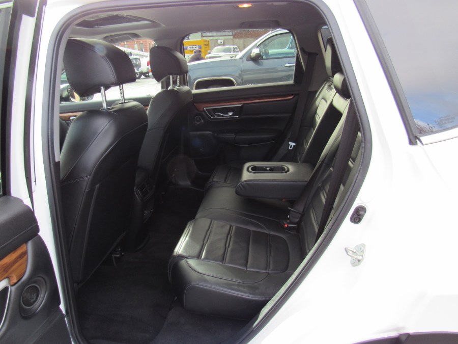 Used Honda CR-V EX-L 2020 | Hilario's Auto Sales Inc.. Worcester, Massachusetts Used Honda CR-V EX-L 2020 | Hilario's Auto Sales Inc.. Worcester, Massachusetts