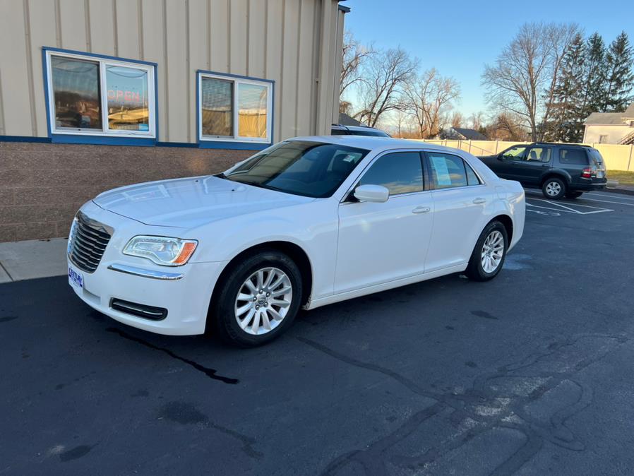 2014 Chrysler 300 4dr Sdn RWD, available for sale in East Windsor, Connecticut | Century Auto And Truck. East Windsor, Connecticut
