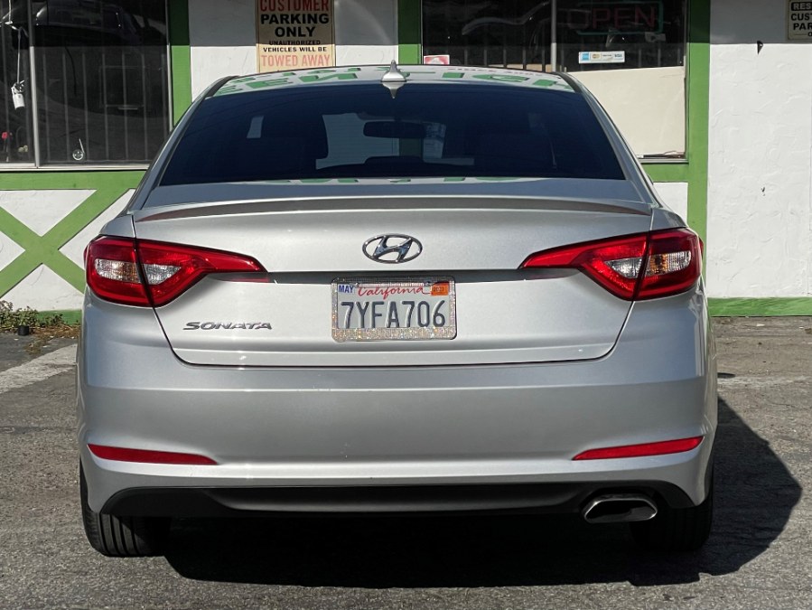 2017 Hyundai Sonata 2.4L, available for sale in Corona, California | Green Light Auto. Corona, California 2017 Hyundai Sonata 2.4L, available for sale in Corona, California | Green Light Auto. Corona, California