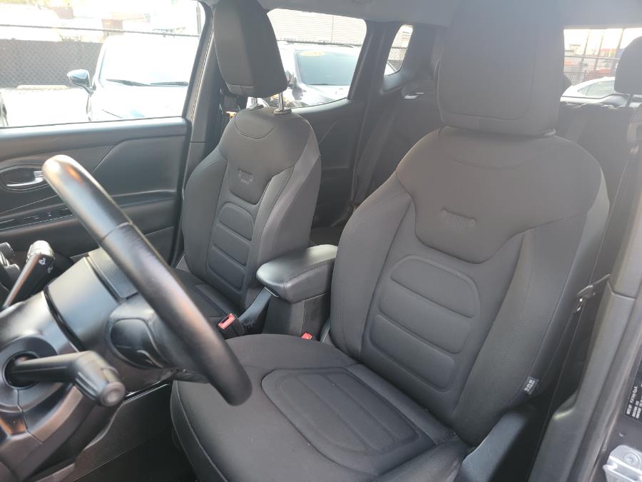 2016 Jeep Renegade 4WD 4dr Latitude, available for sale in Philadelphia, Pennsylvania | Eugen's Auto Sales & Repairs. Philadelphia, Pennsylvania 2016 Jeep Renegade 4WD 4dr Latitude, available for sale in Philadelphia, Pennsylvania | Eugen's Auto Sales & Repairs. Philadelphia, Pennsylvania