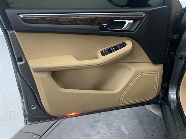 Used Porsche Macan Base 2018 | Eastchester Motor Cars. Bronx, New York Used Porsche Macan Base 2018 | Eastchester Motor Cars. Bronx, New York