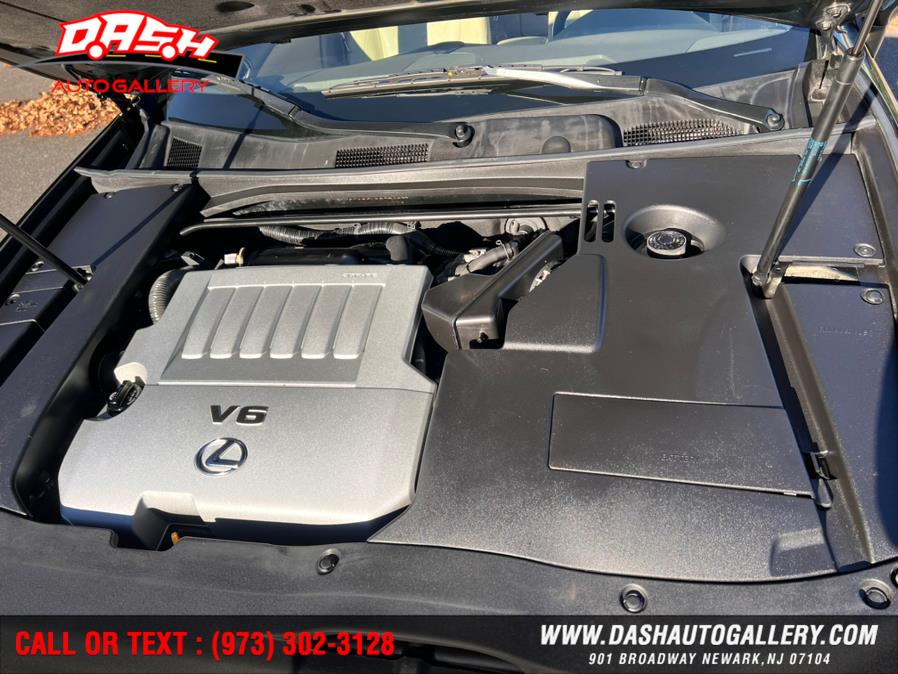 2011 Lexus ES 350 4dr Sdn, available for sale in Newark, New Jersey | Dash Auto Gallery Inc.. Newark, New Jersey 2011 Lexus ES 350 4dr Sdn, available for sale in Newark, New Jersey | Dash Auto Gallery Inc.. Newark, New Jersey