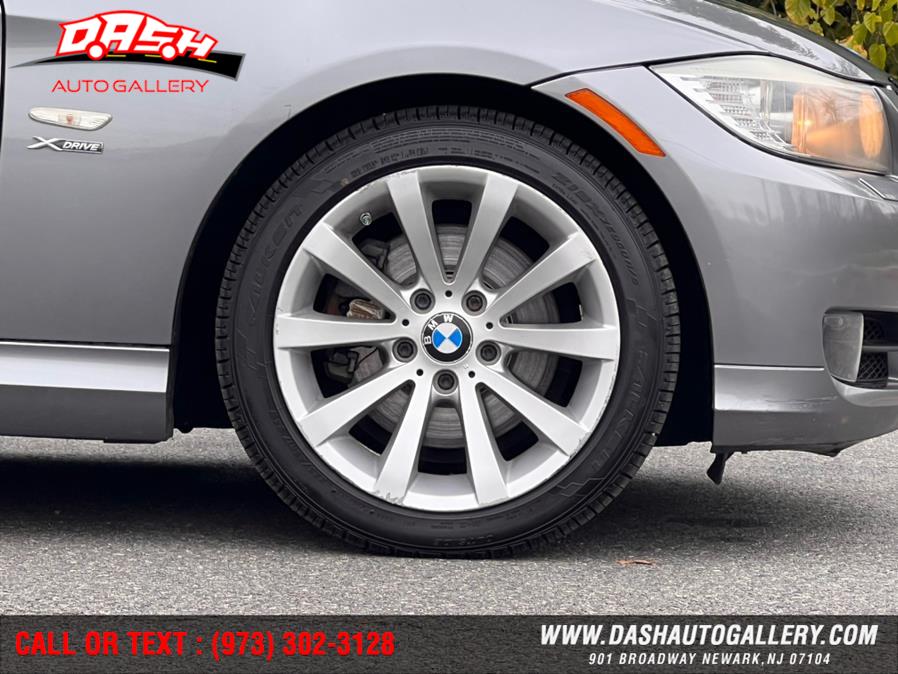 2011 BMW 3 Series 4dr Sdn 328i xDrive AWD SULEV, available for sale in Newark, New Jersey | Dash Auto Gallery Inc.. Newark, New Jersey 2011 BMW 3 Series 4dr Sdn 328i xDrive AWD SULEV, available for sale in Newark, New Jersey | Dash Auto Gallery Inc.. Newark, New Jersey