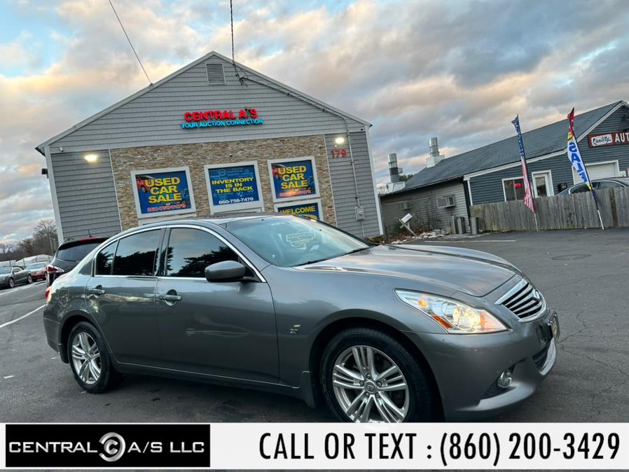 2015 INFINITI Q40 4dr Sdn AWD, available for sale in East Windsor, Connecticut | Central A/S LLC. East Windsor, Connecticut