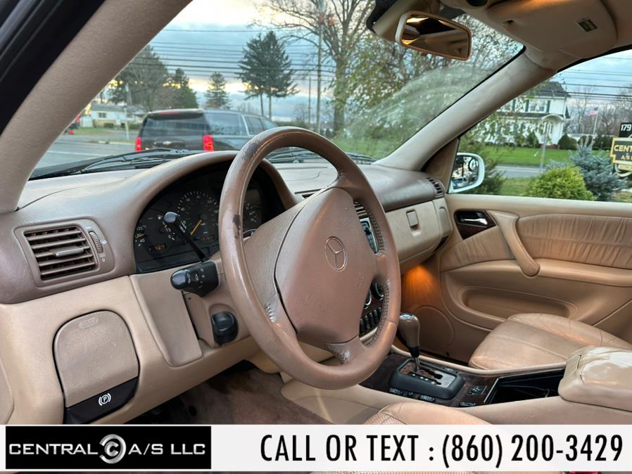 Used Mercedes-Benz M-Class 4MATIC 4dr 3.5L 2004 | Central A/S LLC. East Windsor, Connecticut Used Mercedes-Benz M-Class 4MATIC 4dr 3.5L 2004 | Central A/S LLC. East Windsor, Connecticut